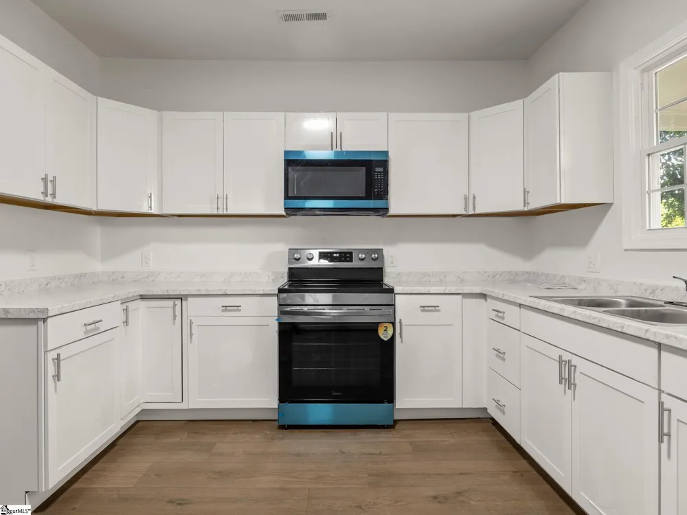 7729 Bradley Street Spartanburg, SC 29303