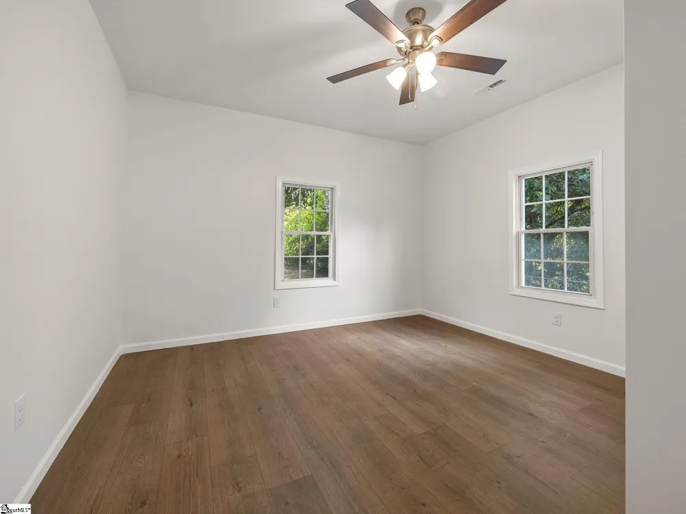 7729 Bradley Street Spartanburg, SC 29303