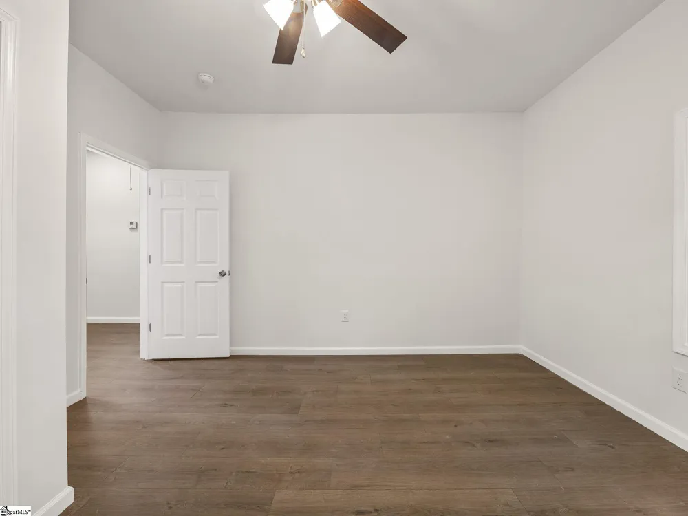 7729 Bradley Street Spartanburg, SC 29303