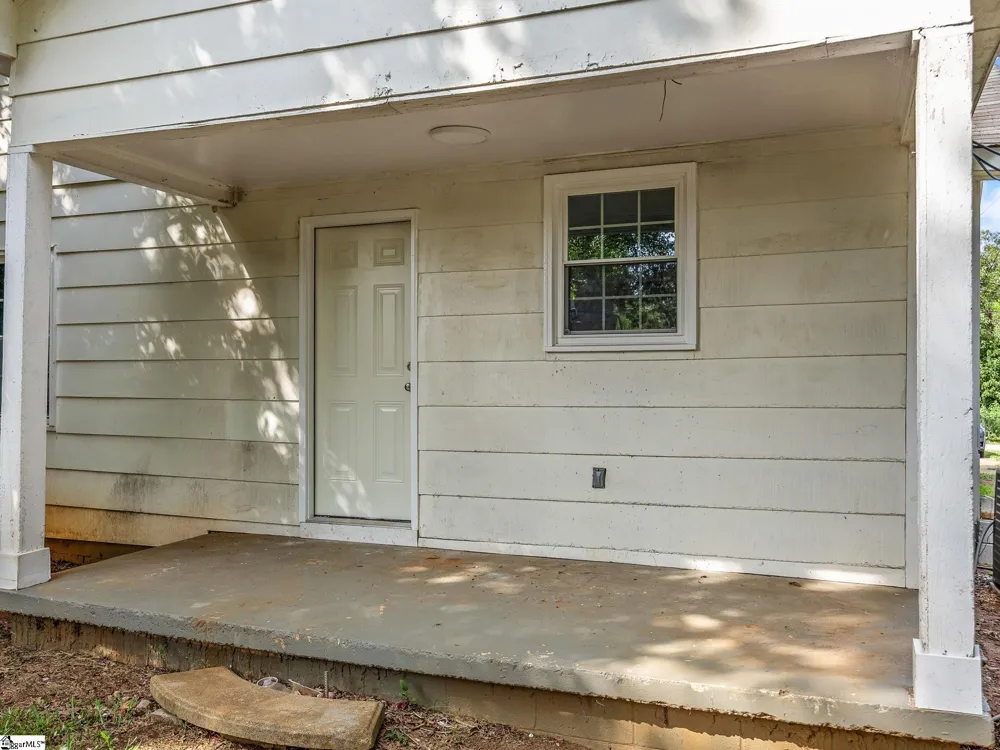 7729 Bradley Street Spartanburg, SC 29303