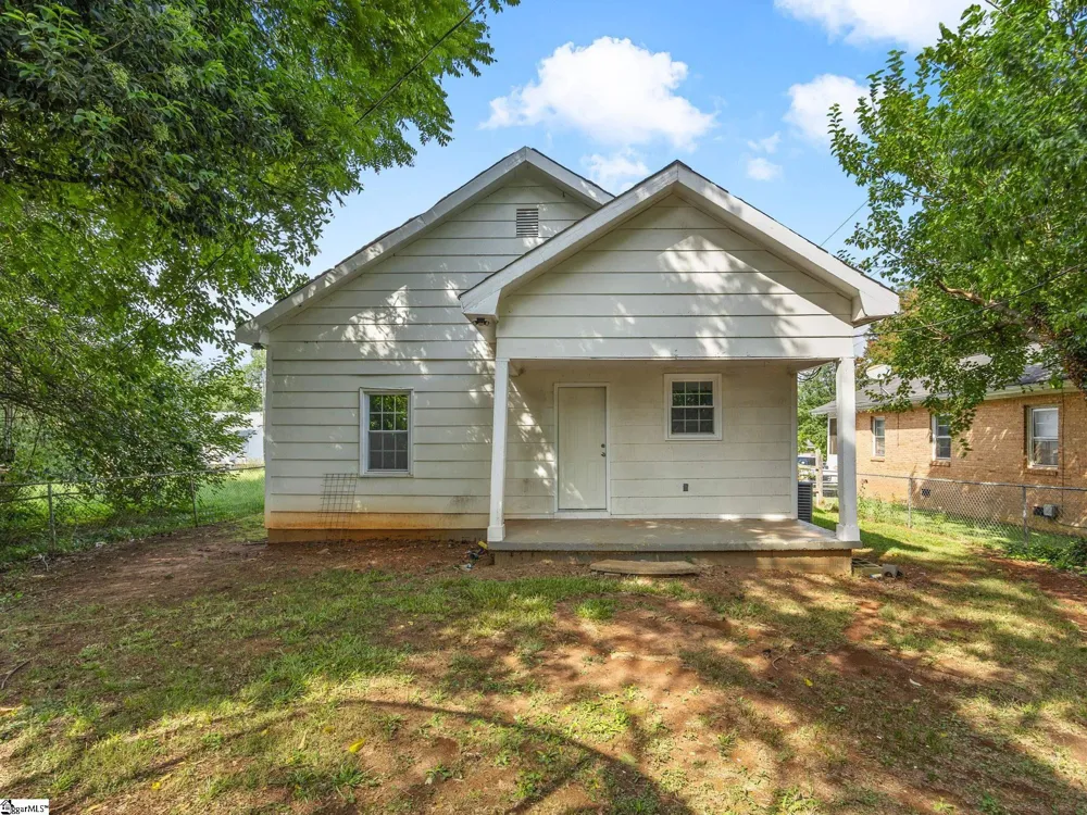 7729 Bradley Street Spartanburg, SC 29303