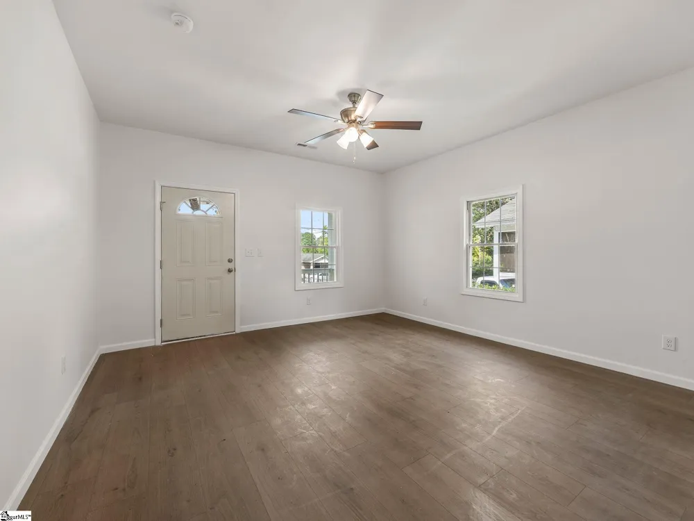 7729 Bradley Street Spartanburg, SC 29303
