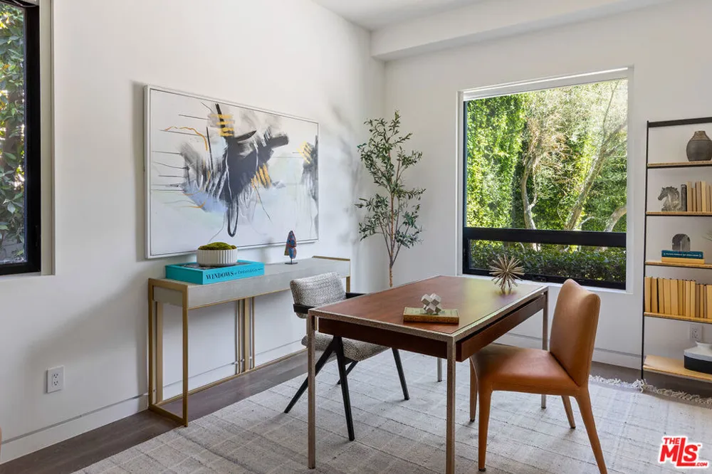 1609 Stanley Avenue Los Angeles, CA 90046