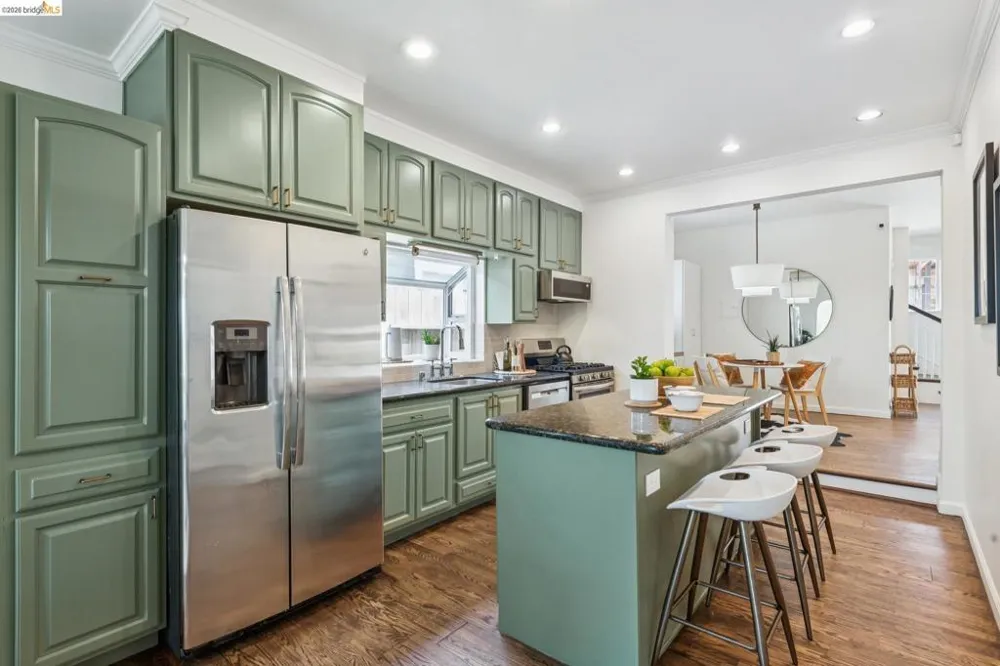 3936 Agua Vista St Oakland, CA 94601