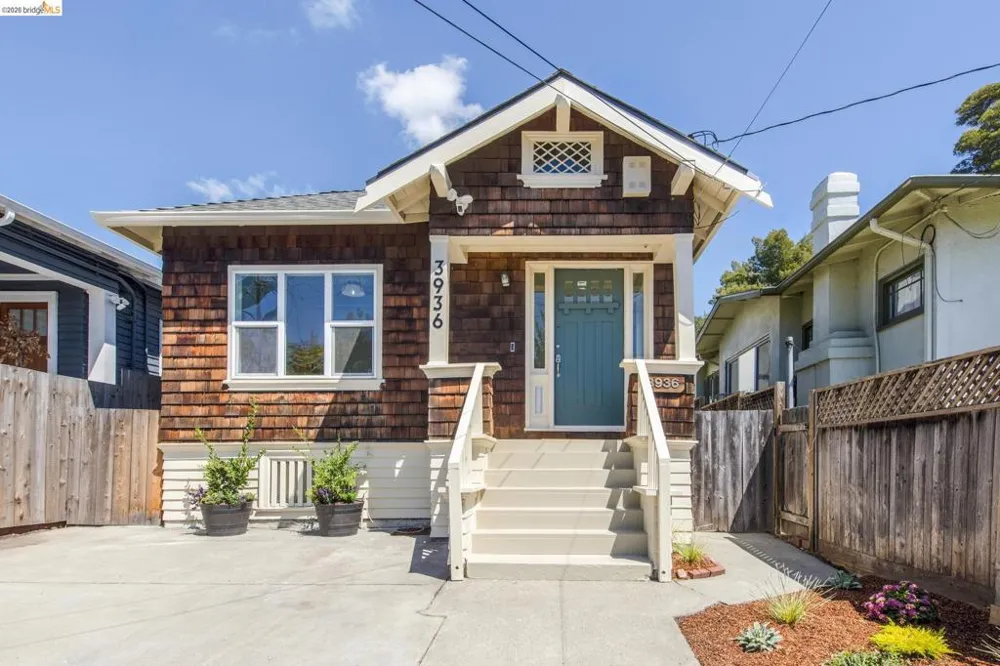 3936 Agua Vista St Oakland, CA 94601