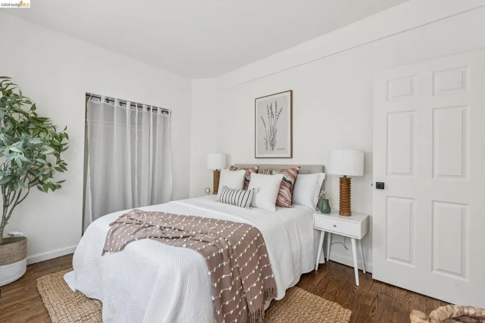 3936 Agua Vista St Oakland, CA 94601