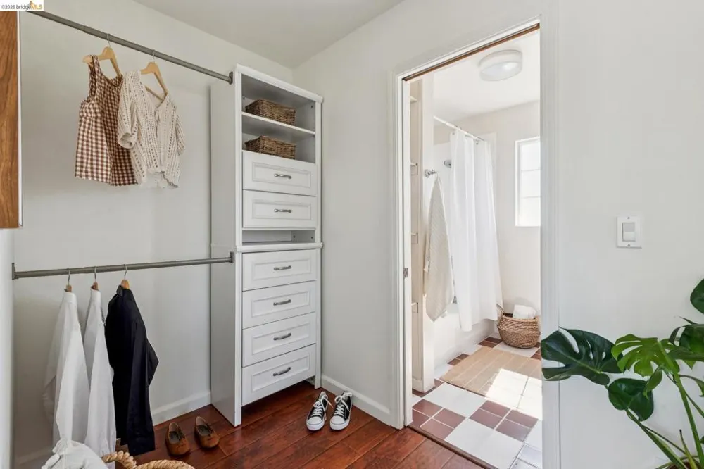 3936 Agua Vista St Oakland, CA 94601