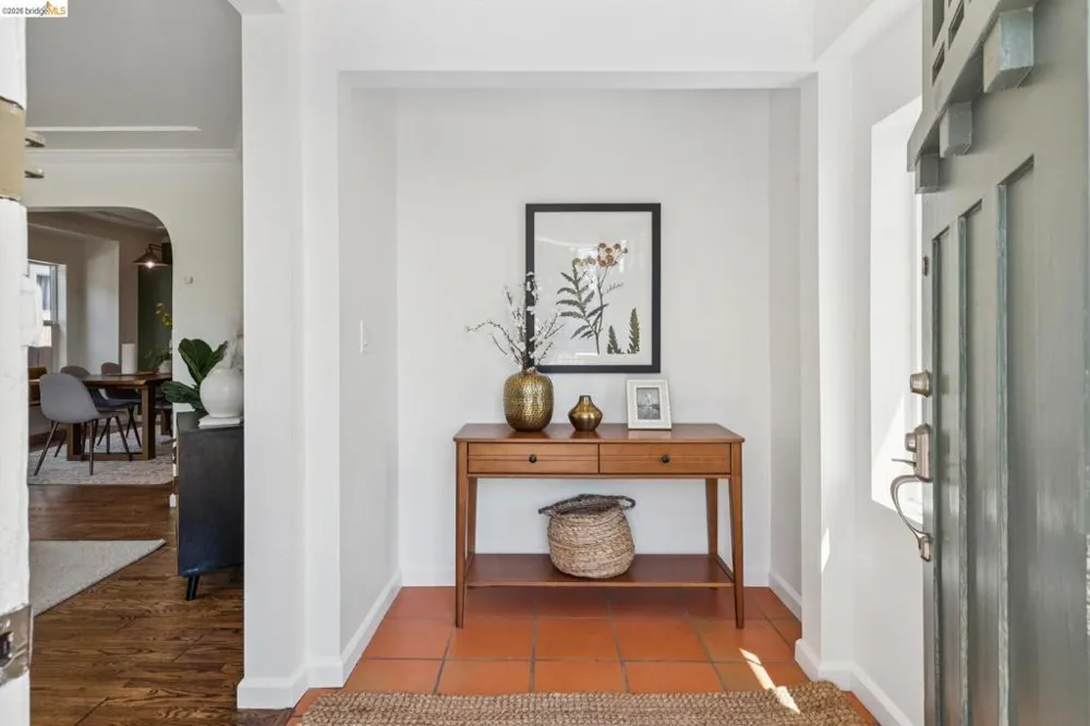 3936 Agua Vista St Oakland, CA 94601