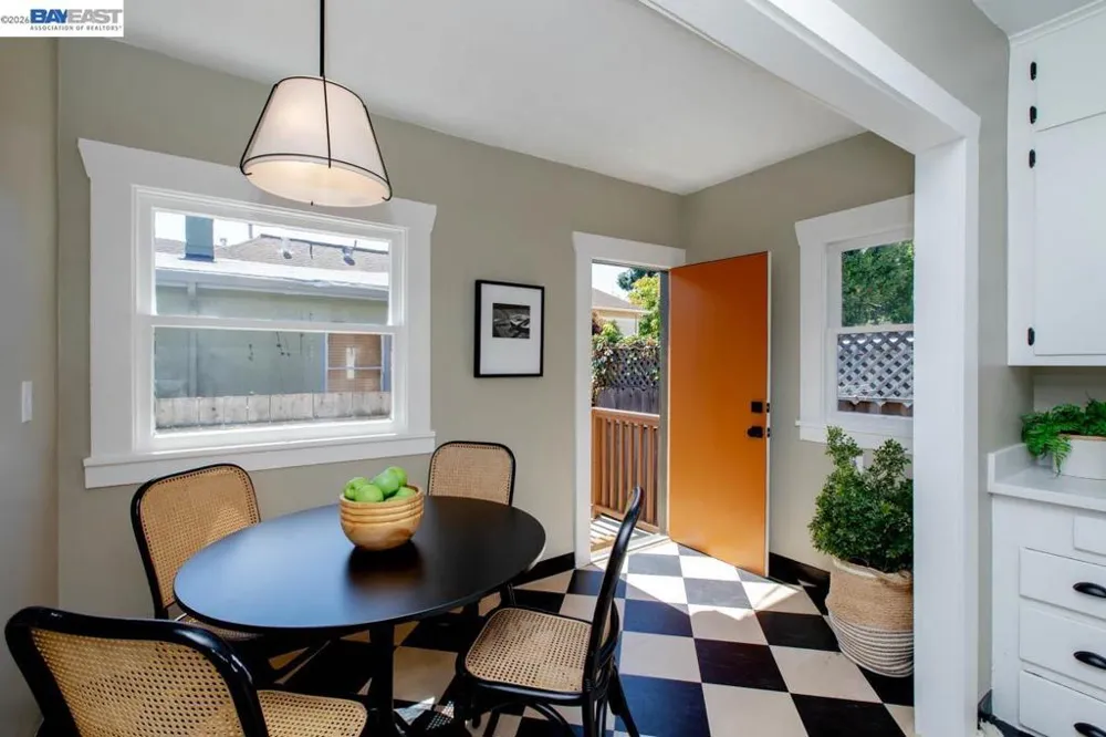 1023 Willow St Alameda, CA 94501