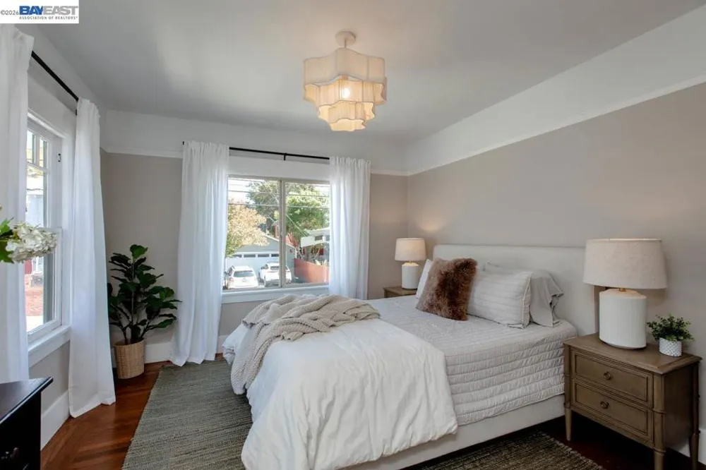 1023 Willow St Alameda, CA 94501