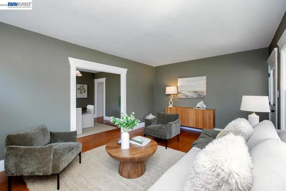 1023 Willow St Alameda, CA 94501