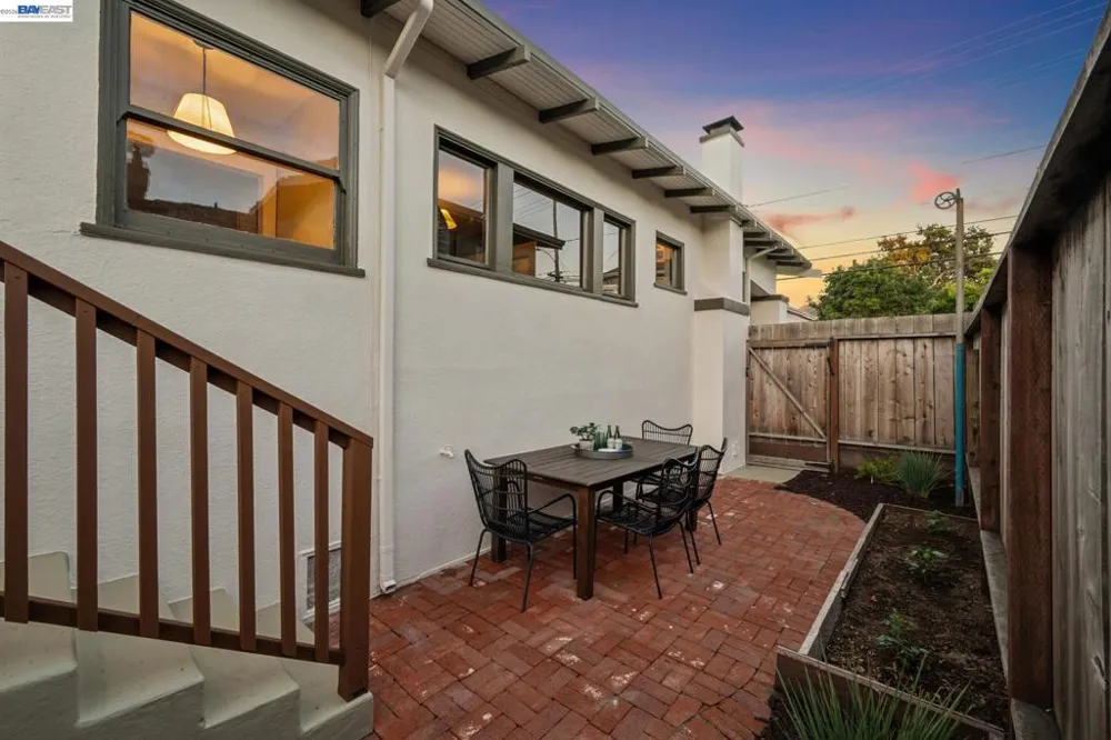 1023 Willow St Alameda, CA 94501