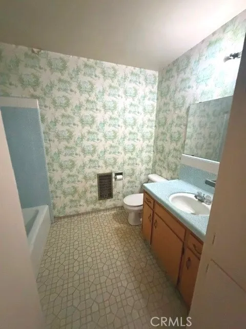 228 Yale Coalinga, CA 93210