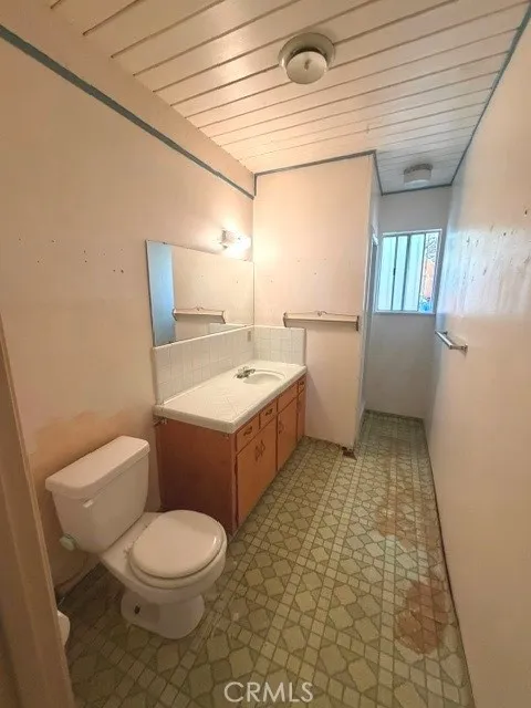 228 Yale Coalinga, CA 93210