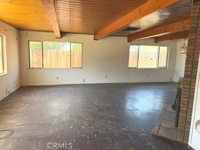 228 Yale Coalinga, CA 93210