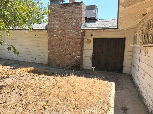 228 Yale Coalinga, CA 93210