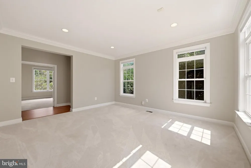 42012 GLYNN TARRA PLACE Leesburg, VA 20176
