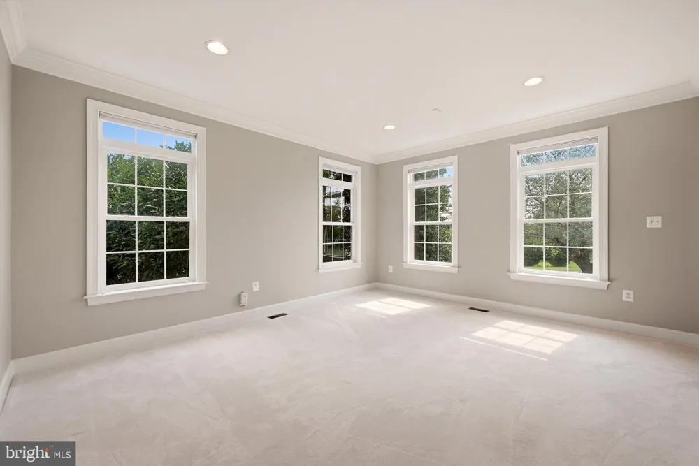 42012 GLYNN TARRA PLACE Leesburg, VA 20176