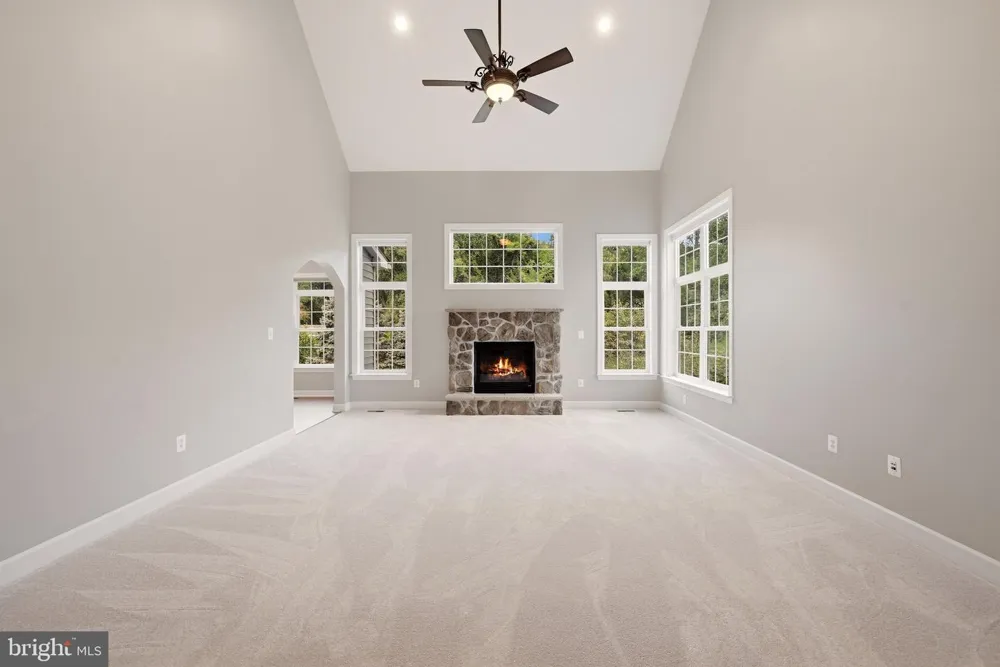 42012 GLYNN TARRA PLACE Leesburg, VA 20176