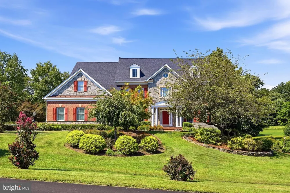 42012 GLYNN TARRA PLACE Leesburg, VA 20176