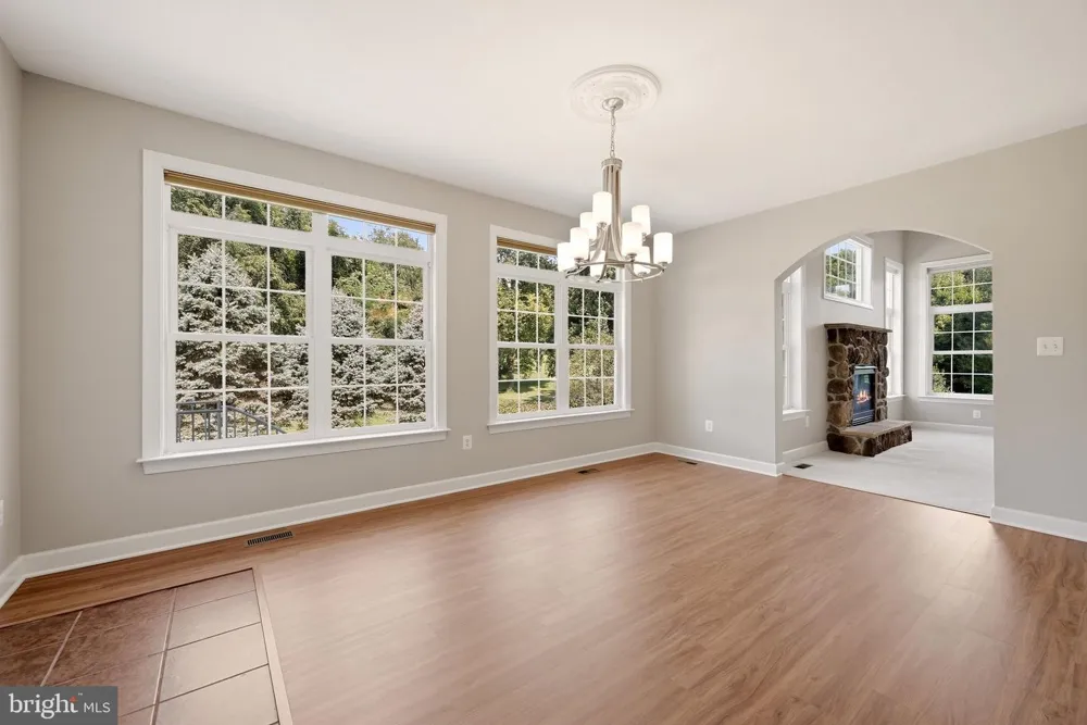 42012 GLYNN TARRA PLACE Leesburg, VA 20176
