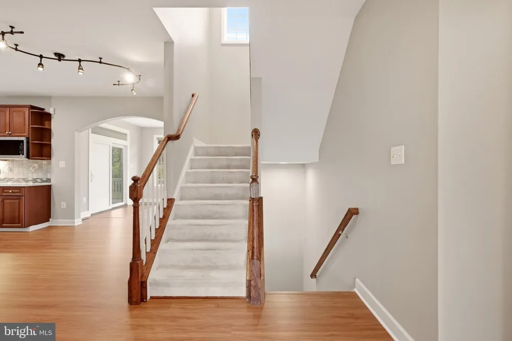 42012 GLYNN TARRA PLACE Leesburg, VA 20176
