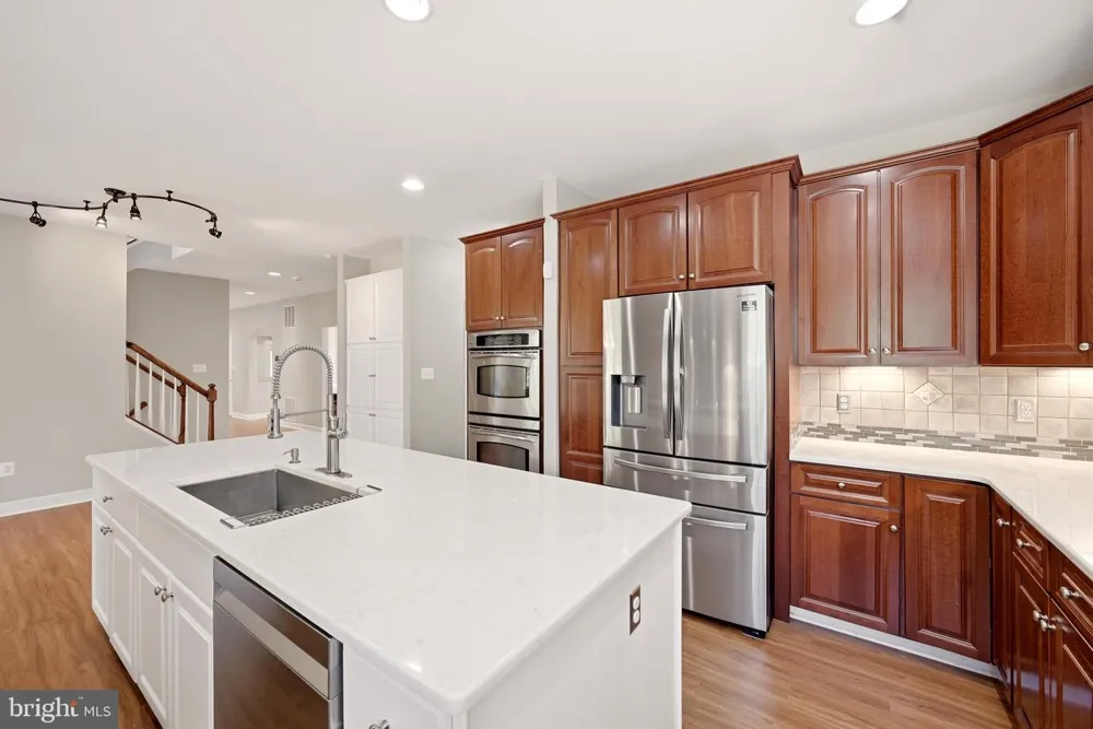 42012 GLYNN TARRA PLACE Leesburg, VA 20176