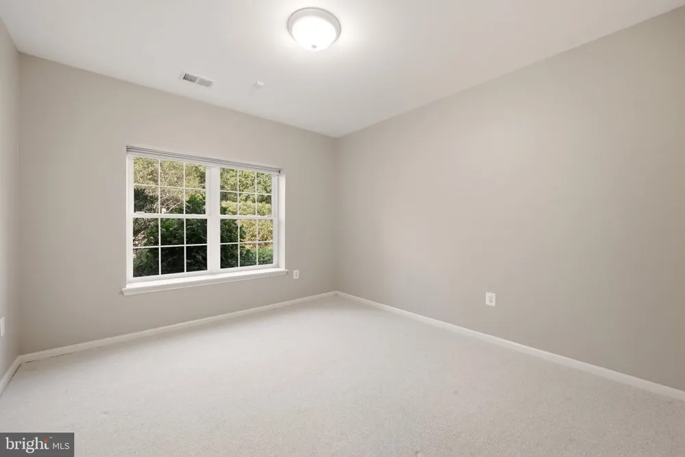42012 GLYNN TARRA PLACE Leesburg, VA 20176