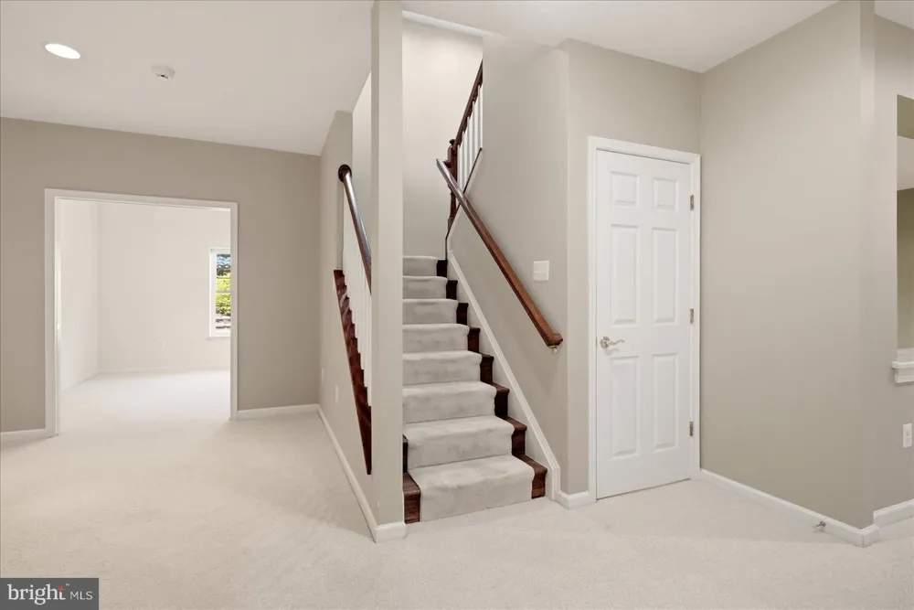 42012 GLYNN TARRA PLACE Leesburg, VA 20176