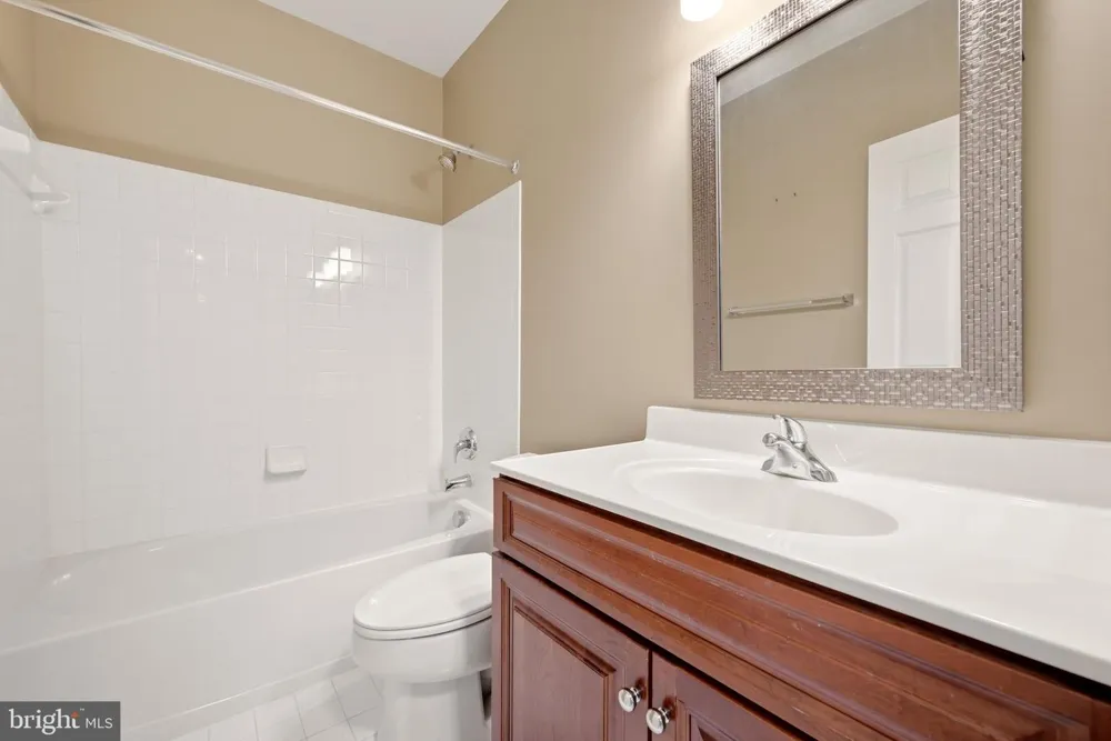 42012 GLYNN TARRA PLACE Leesburg, VA 20176