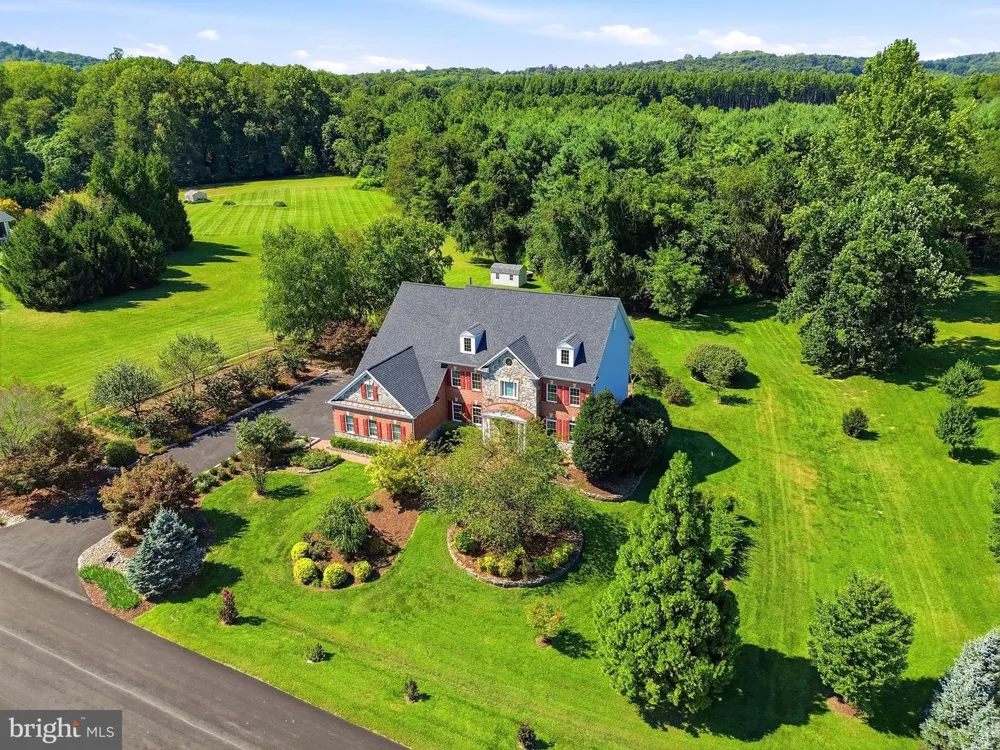 42012 GLYNN TARRA PLACE Leesburg, VA 20176