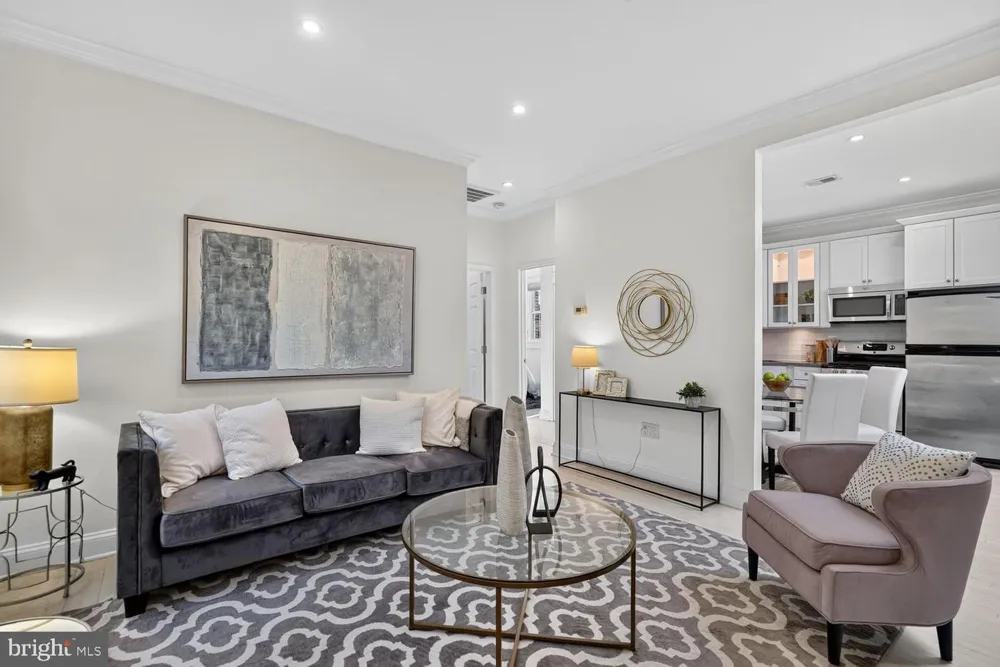 1632 30TH STREET NW #9 Washington, DC 20007