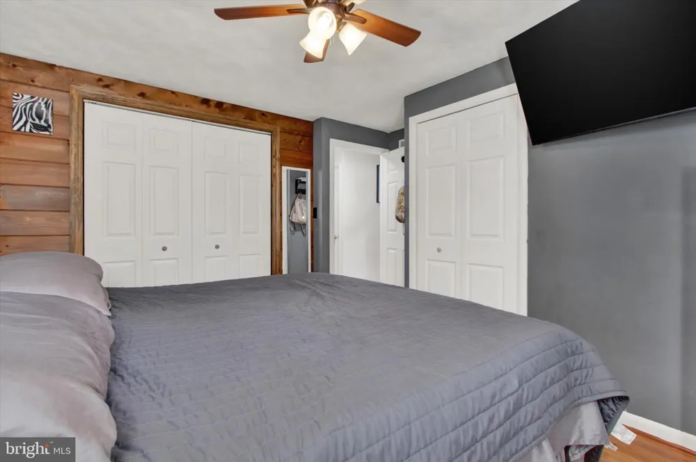 2786 CLEARBROOK BLVD York, PA 17406