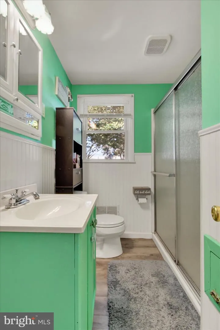 2786 CLEARBROOK BLVD York, PA 17406