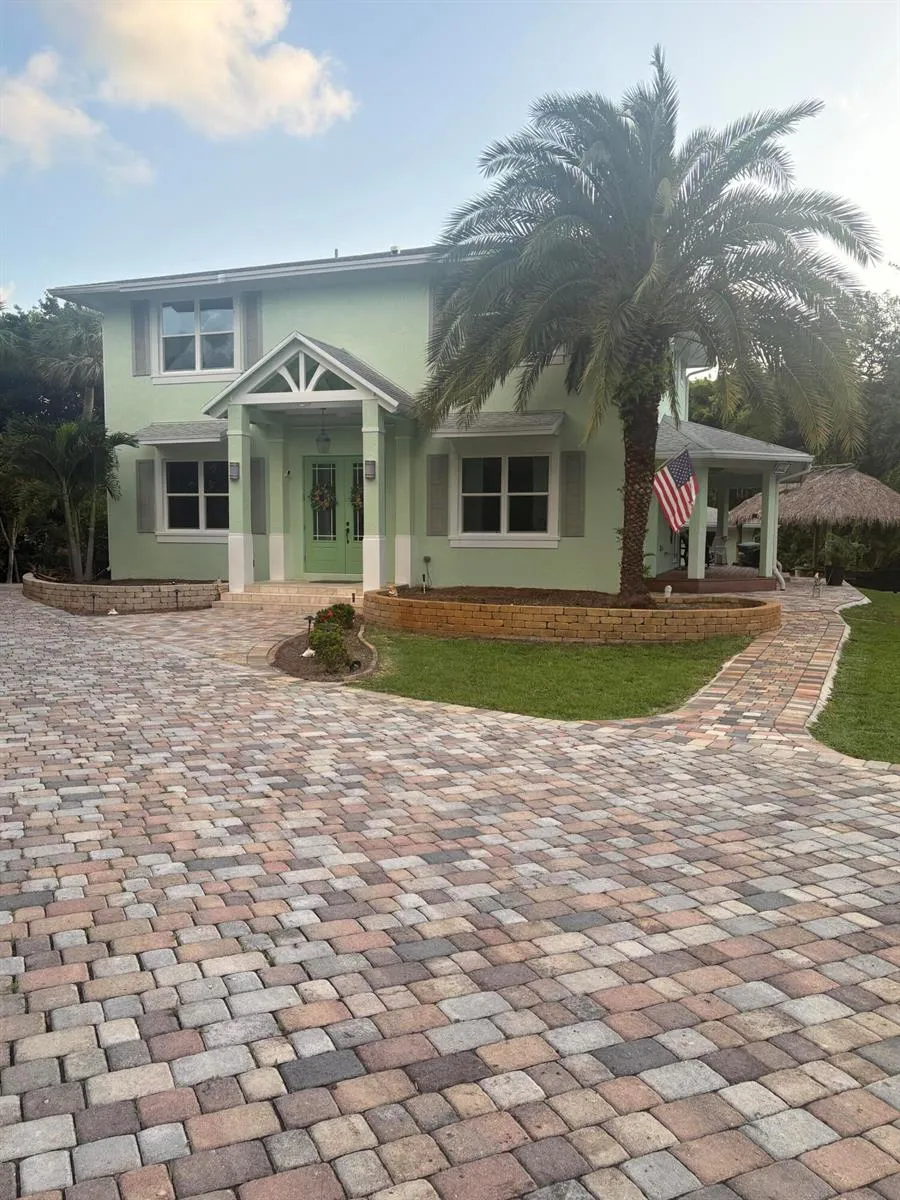 172 S RIVER ROAD Sewalls Point, FL 34996