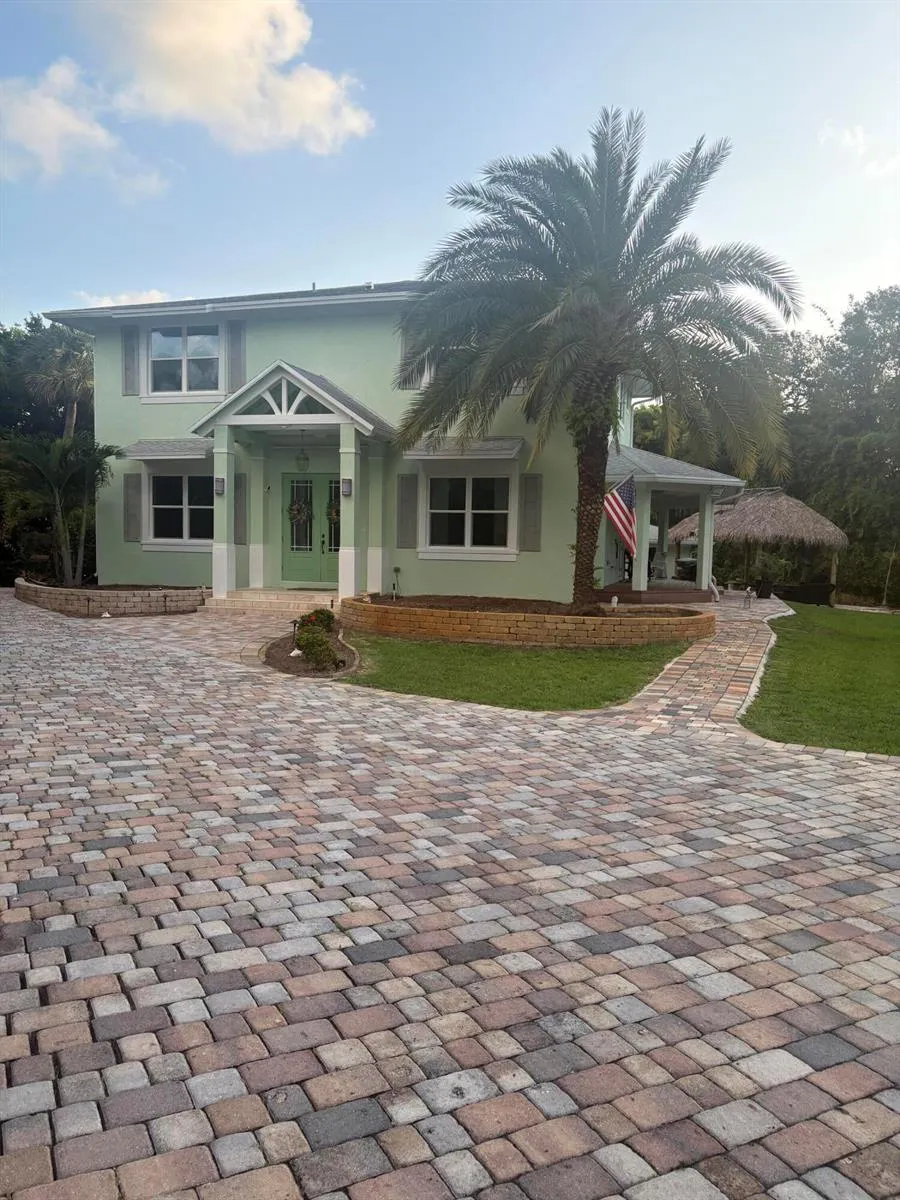 172 S RIVER ROAD Sewalls Point, FL 34996