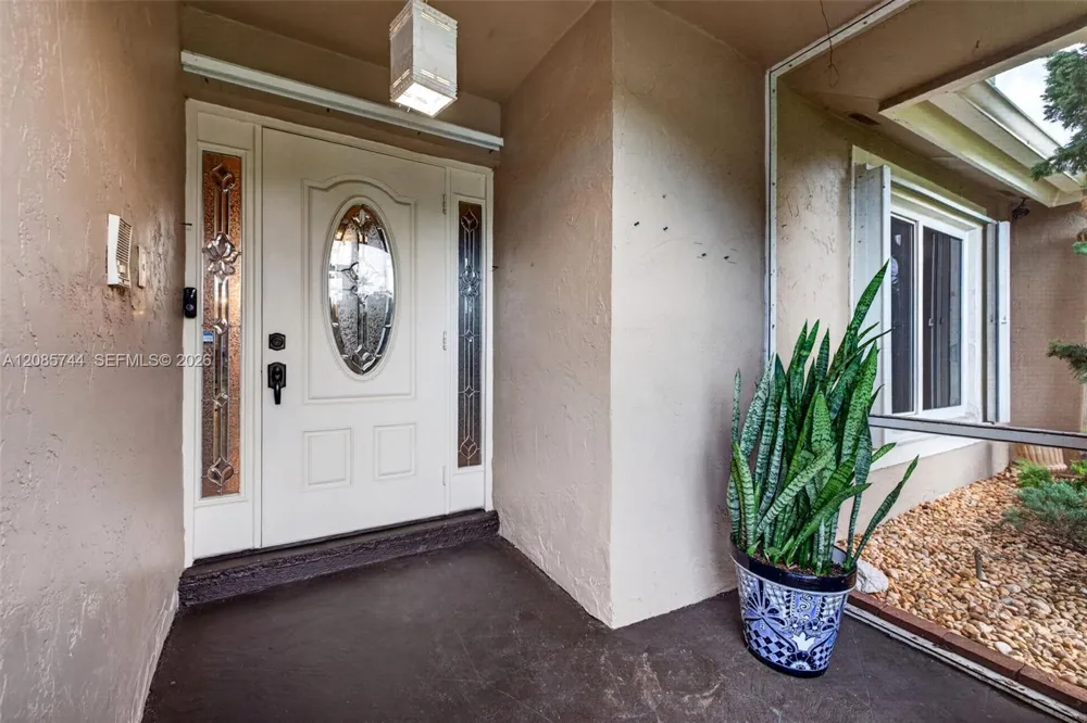 5257 SW 116th Ter Cooper City, FL 33330