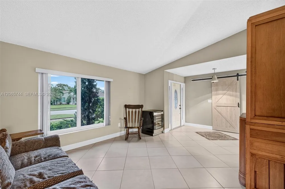 5257 SW 116th Ter Cooper City, FL 33330