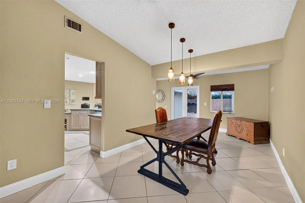 5257 SW 116th Ter Cooper City, FL 33330