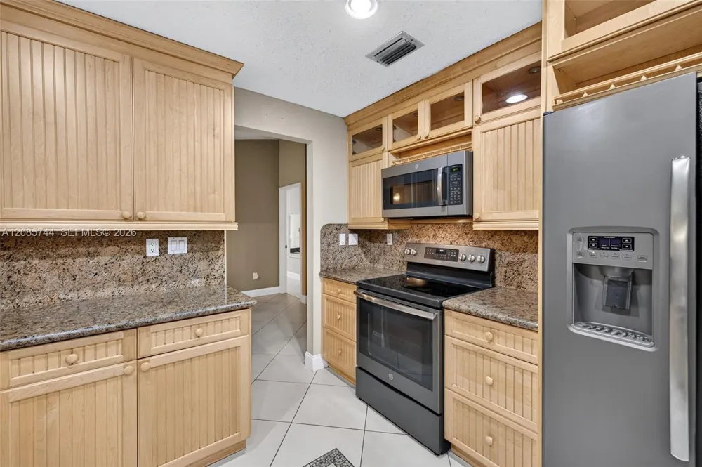 5257 SW 116th Ter Cooper City, FL 33330