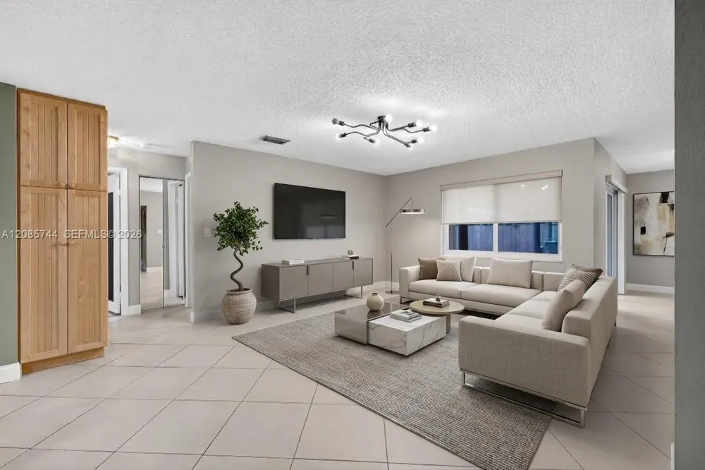 5257 SW 116th Ter Cooper City, FL 33330