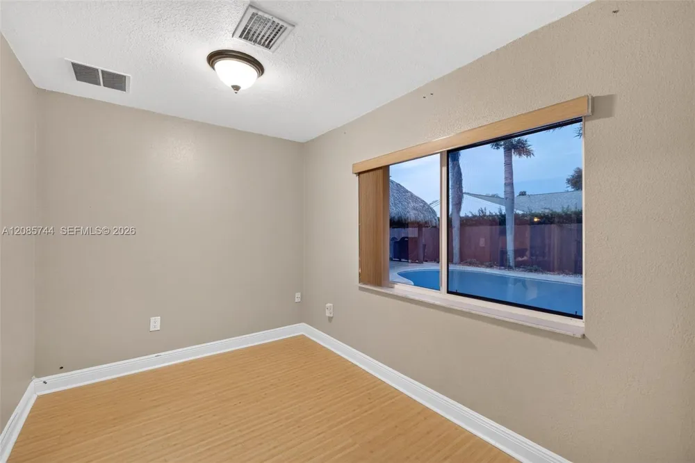5257 SW 116th Ter Cooper City, FL 33330