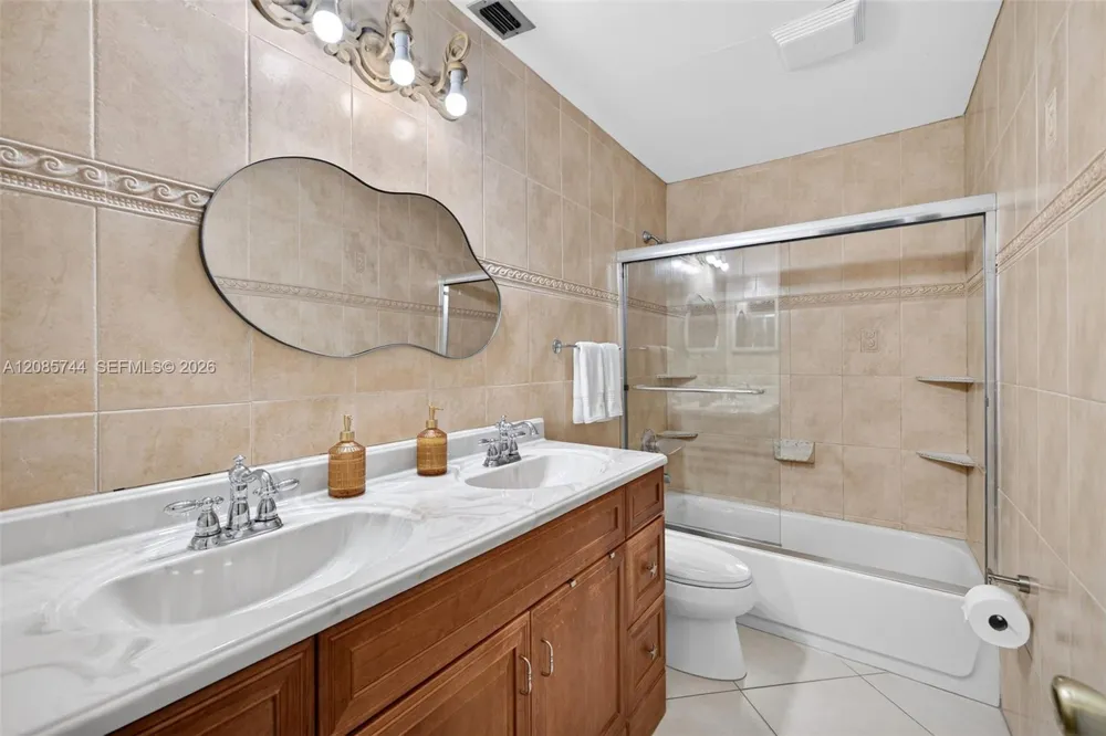 5257 SW 116th Ter Cooper City, FL 33330