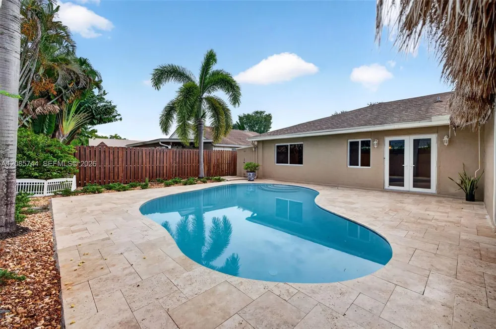 5257 SW 116th Ter Cooper City, FL 33330