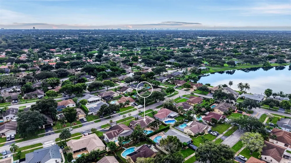 5257 SW 116th Ter Cooper City, FL 33330