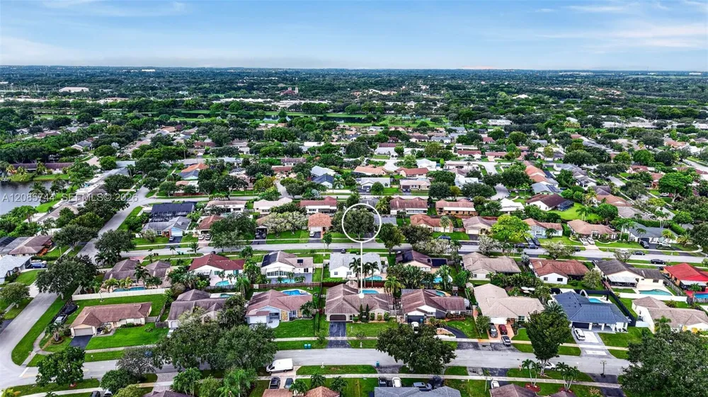 5257 SW 116th Ter Cooper City, FL 33330