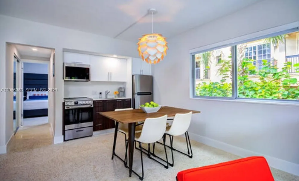 4433 El Mar Dr Lauderdale By The Sea, FL 33308