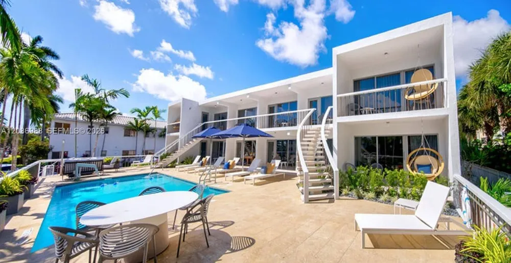 4433 El Mar Dr Lauderdale By The Sea, FL 33308