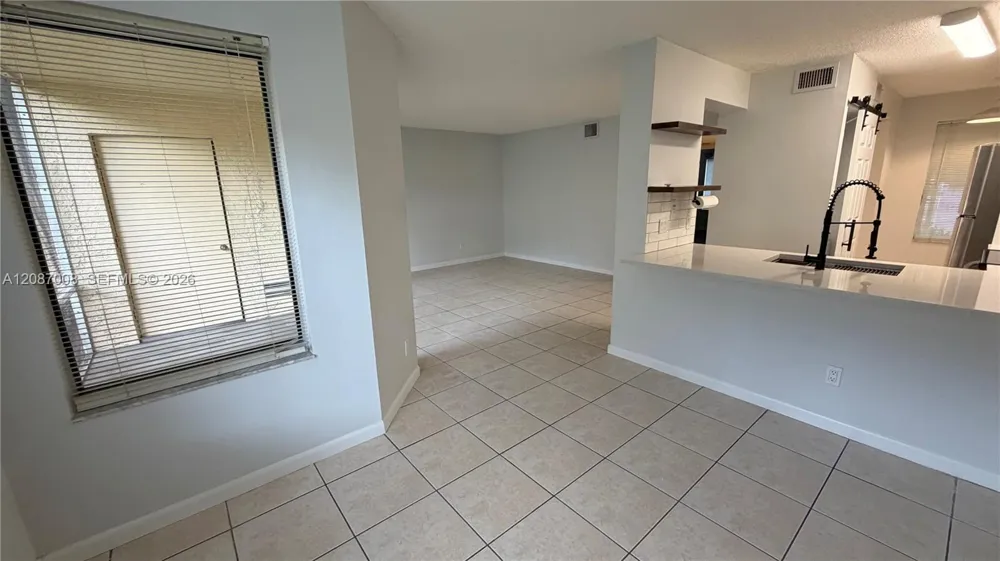 1174 Coral Club Dr #1174 Coral Springs, FL 33071