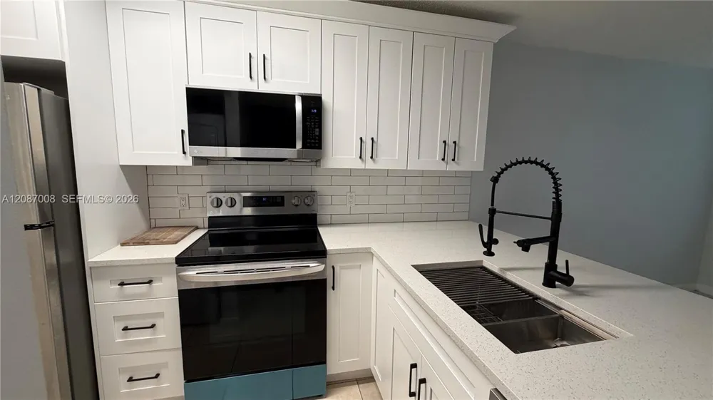 1174 Coral Club Dr #1174 Coral Springs, FL 33071